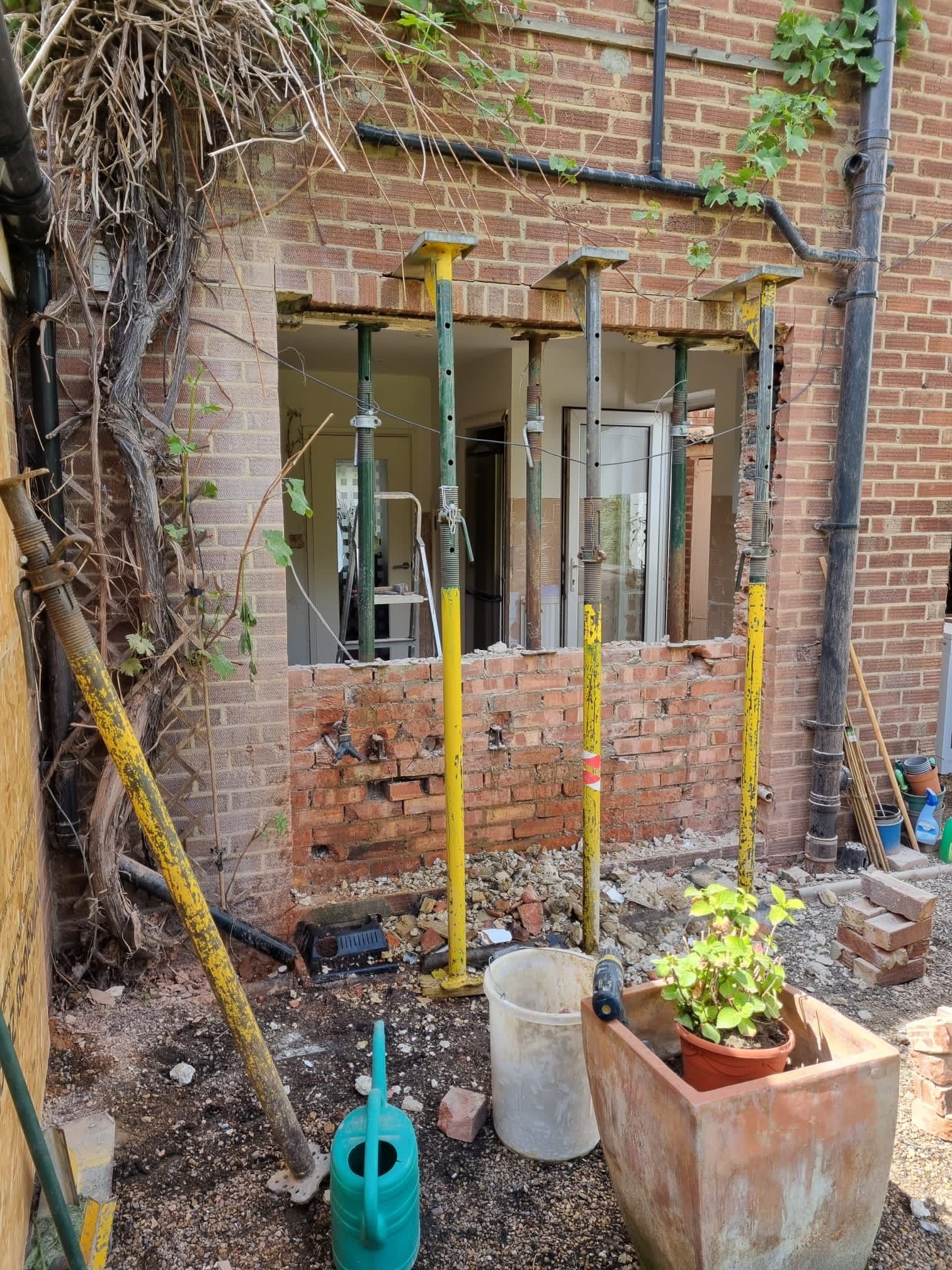 Kitchen unit fitting